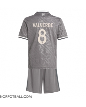 Billige Fotballdrakt Real Madrid Federico Valverde #8 Replika Tredjedraktsett Barn 2024-25 Kortermet (med bukser)